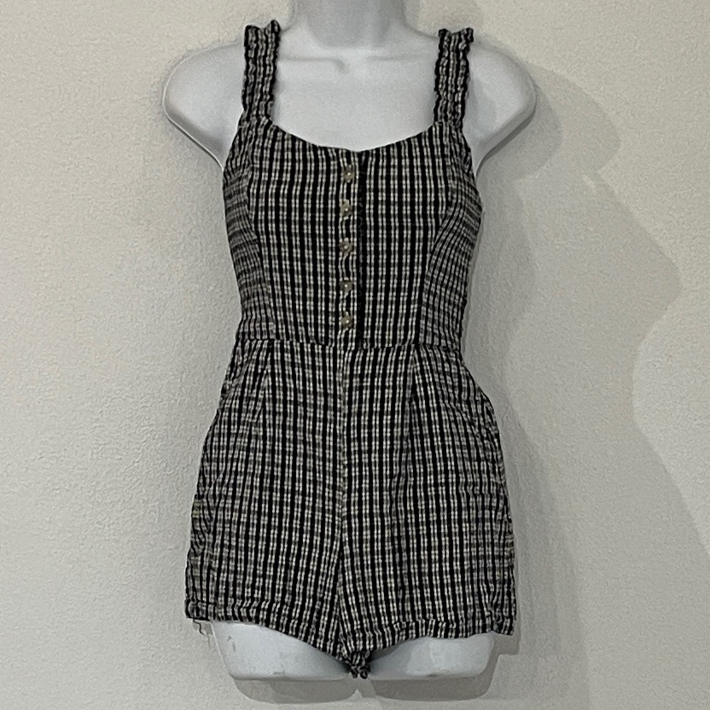 Hollister Romper Size XS